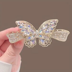 Elegant Gold Butterfly Hair Clip. Cute Butterfly Hair Accessories 🦋